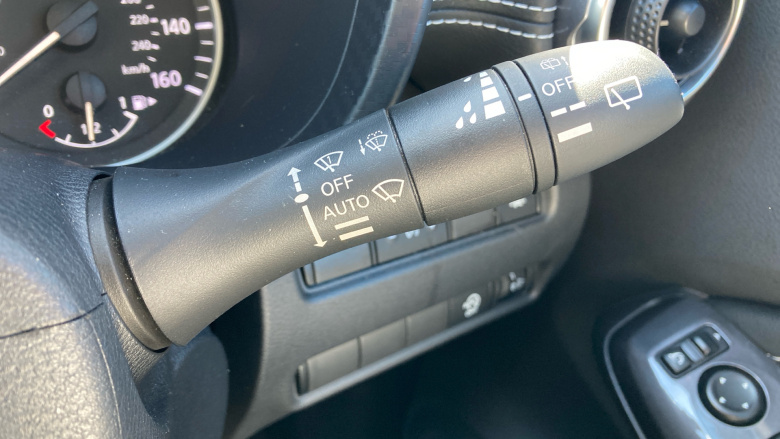 Nissan Juke 1.0 DiG-T 114 N-Connecta 5dr Petrol Hatchback
